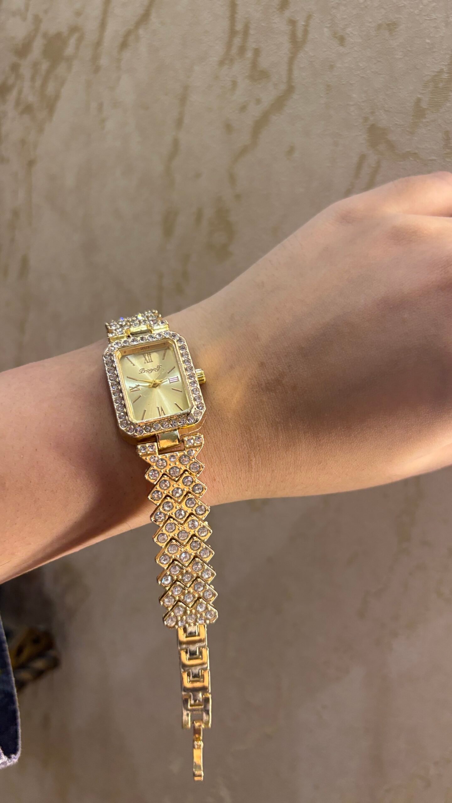 The Chandelier Lattice Crystal Watch