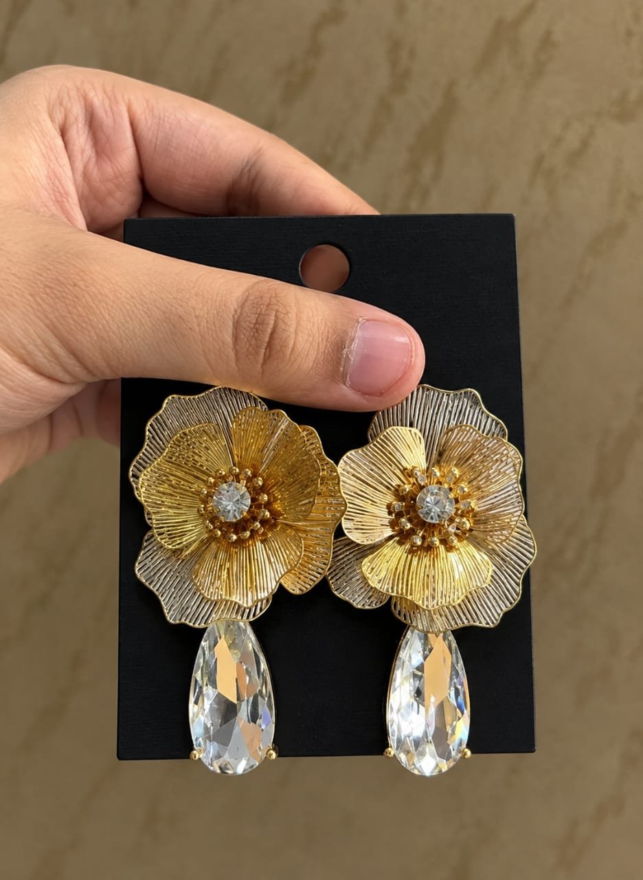 Aura Wirework Petal Teardrop Drops