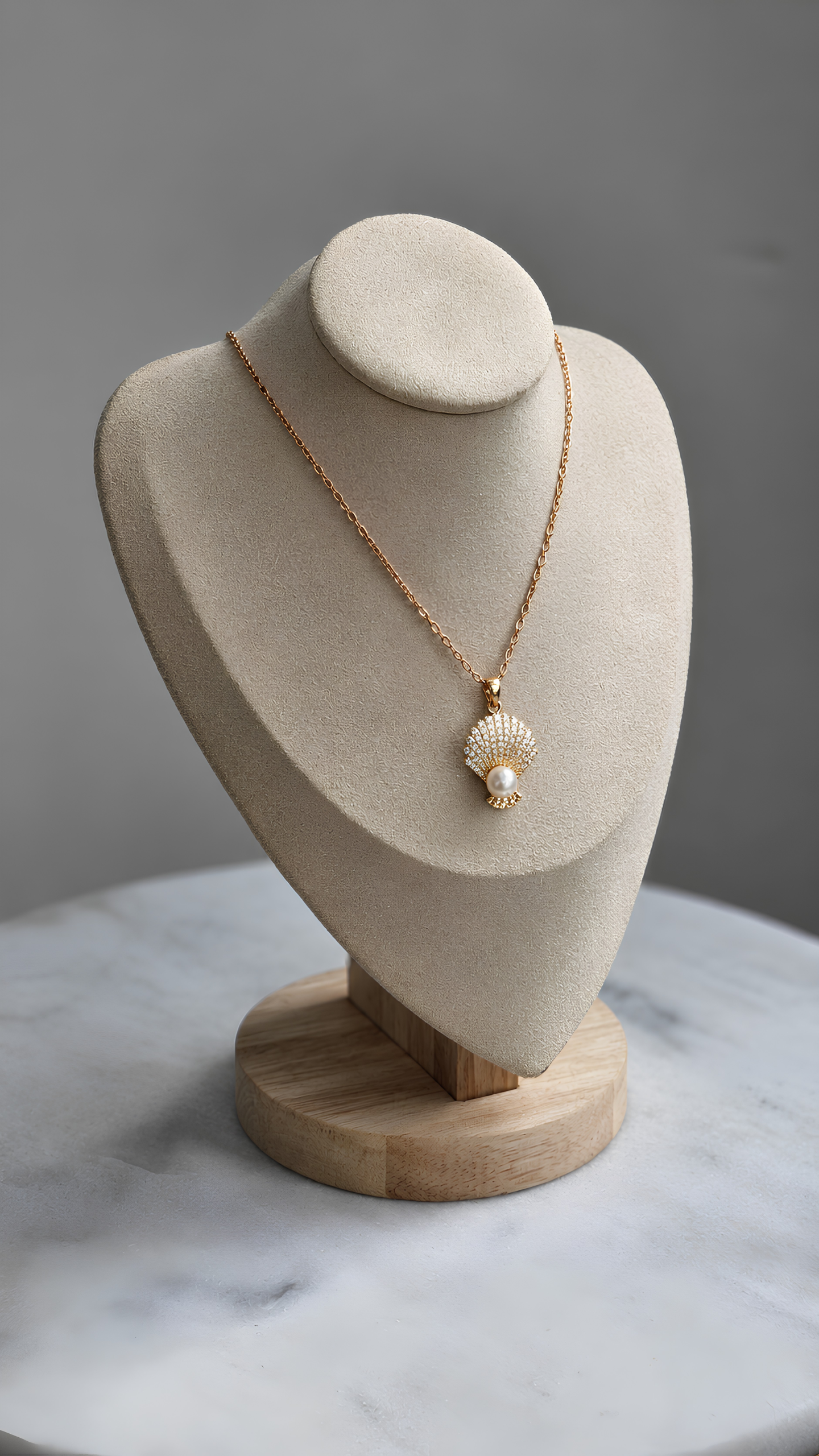 The Sparkling Shell Pearl Pendant
