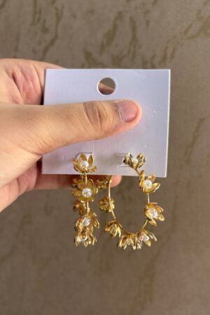 Magnolia Pearl Wreath Hoops