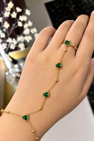 Emerald Lumina Heart Hand Chain