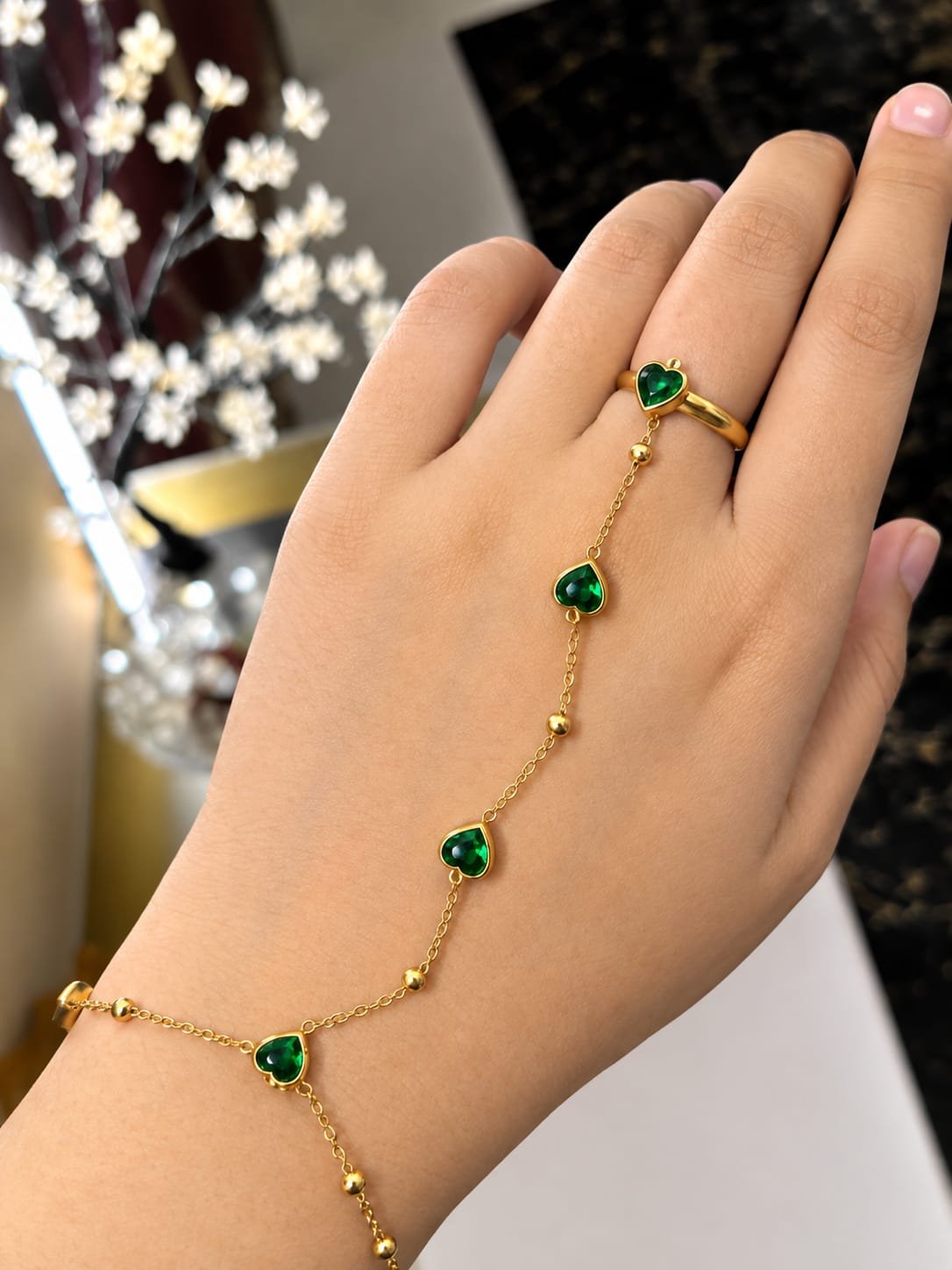 Emerald Lumina Heart Hand Chain