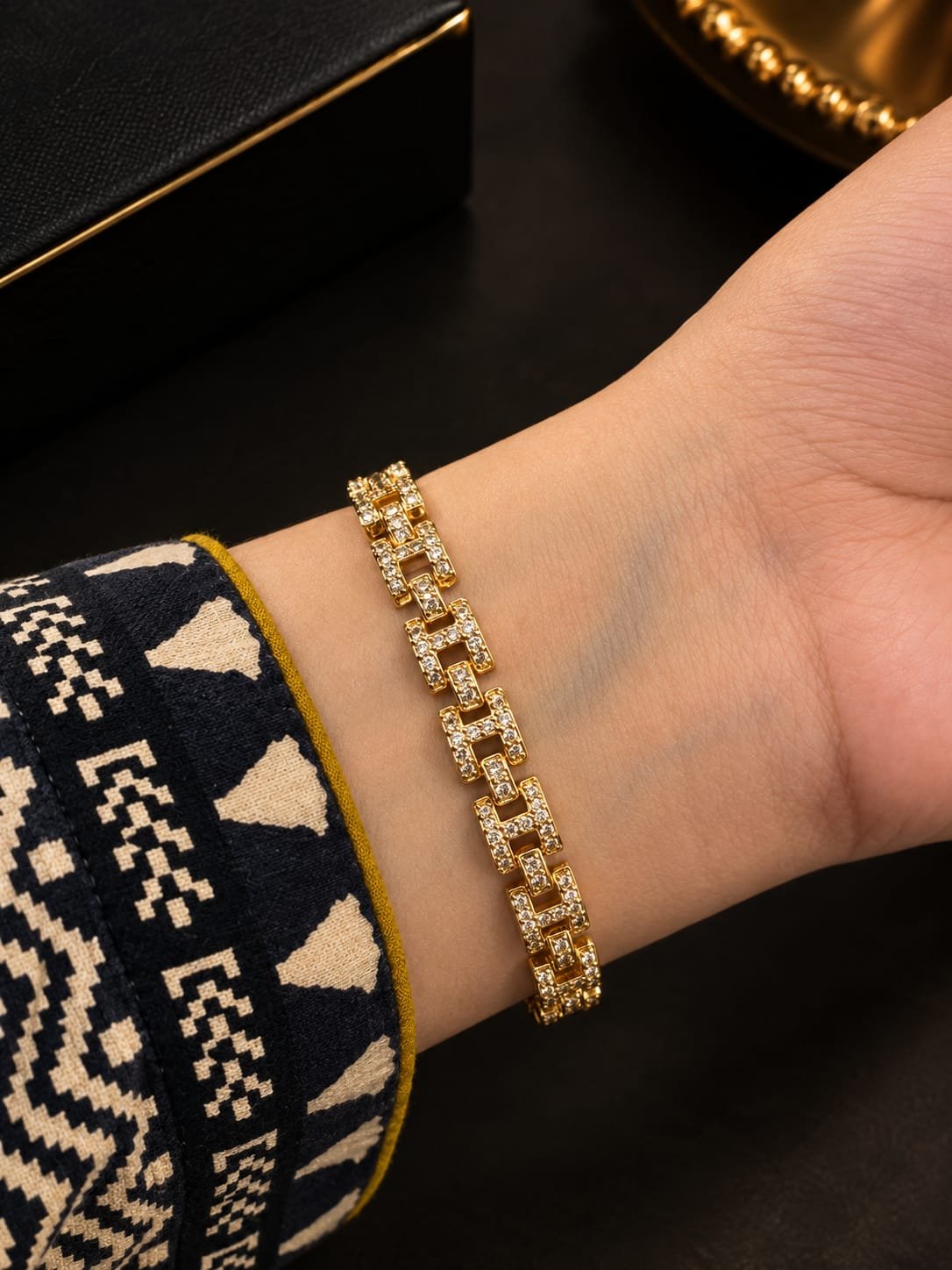The H-Luxe Pavé Bracelet