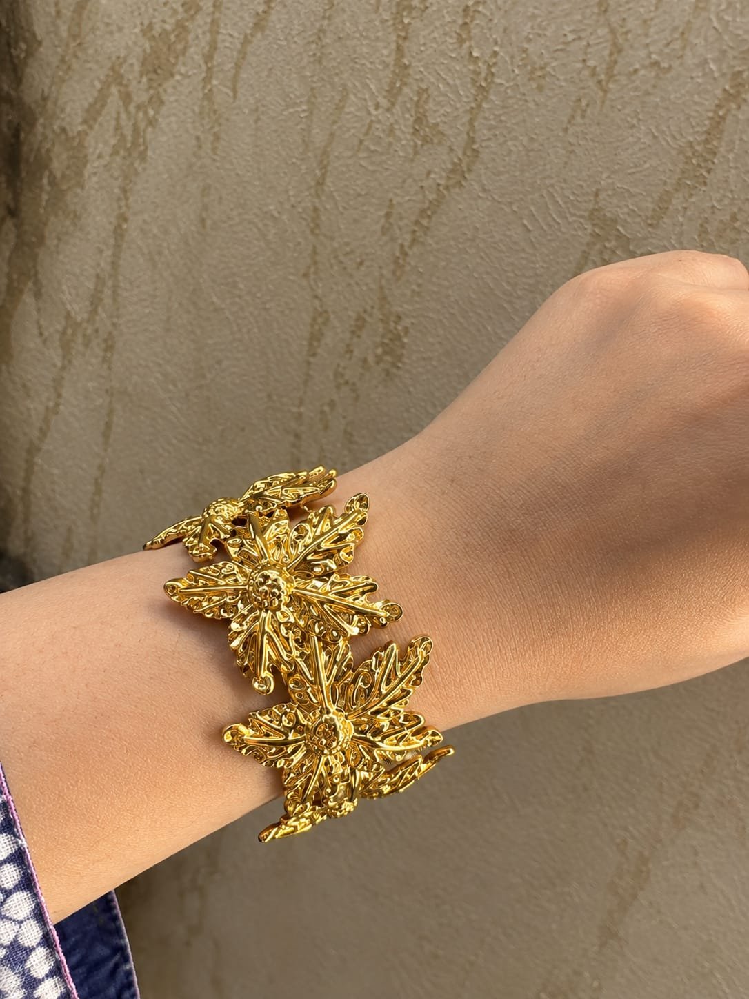 Solis Hammered Starburst Statement Hand Cuff
