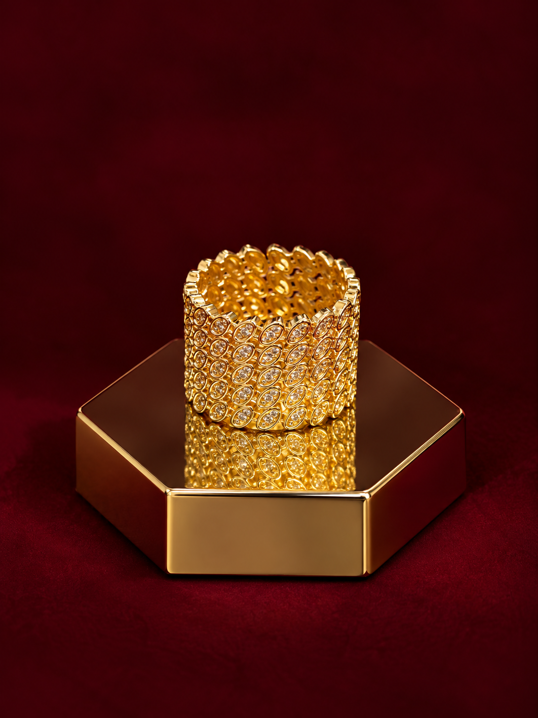 The Oval Lattice Shimmer Band