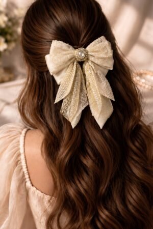The Ivory Lace Pearl Bow Clip
